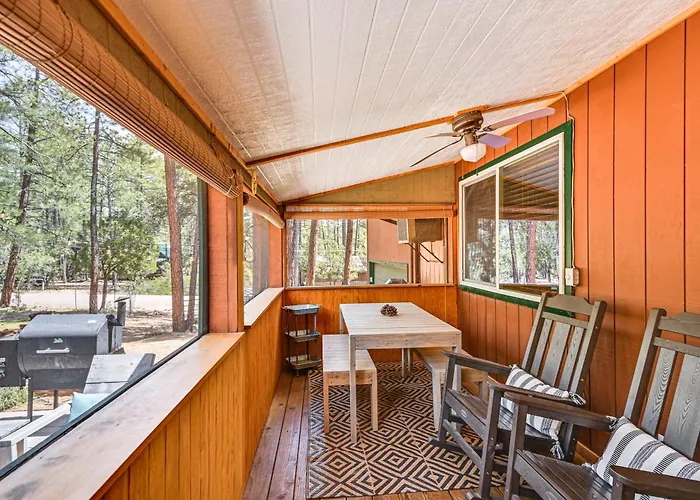 Forest Views & Fire Pit: Cozy Dom wakacyjny Pine