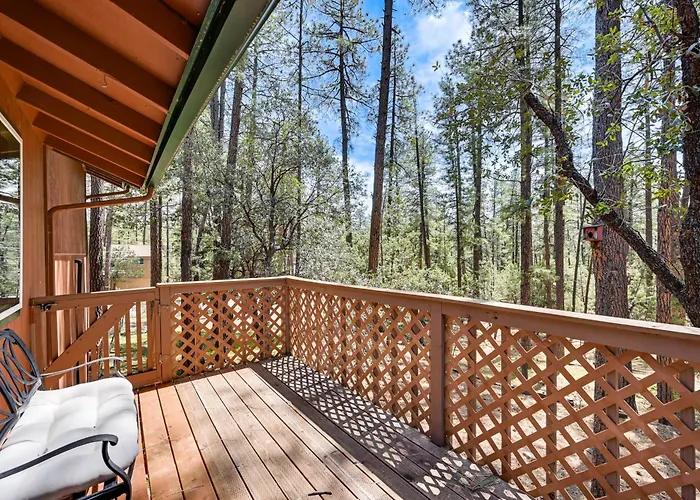 Forest Views & Fire Pit: Cozy Dom wakacyjny Pine